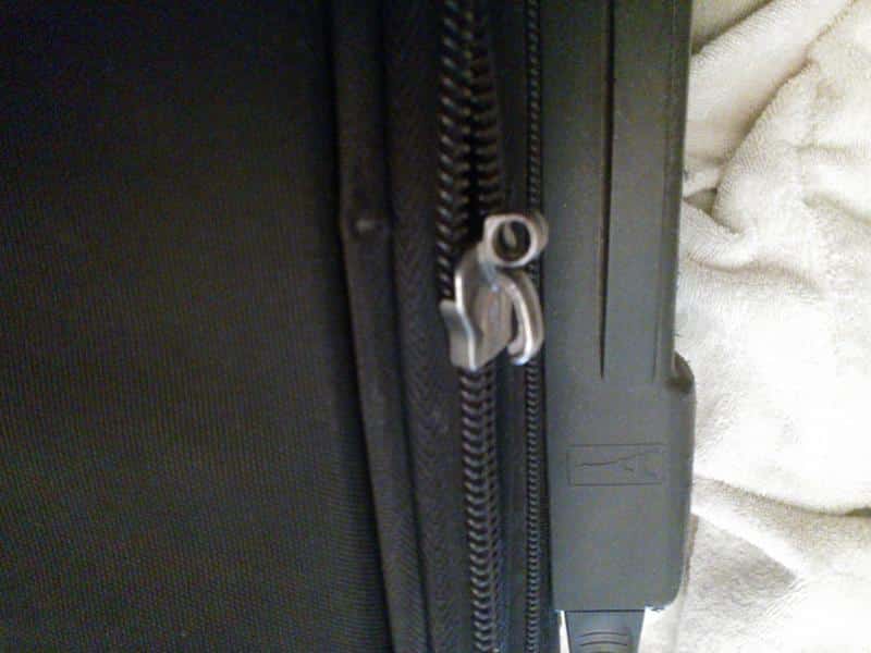 How to fix a broken zipper puller 