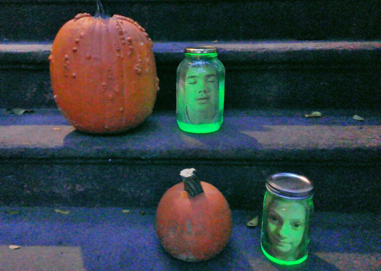 Easy DIY Halloween Decorations How to Put a Head in a Jar page