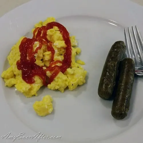 scrambled eggs and veggie sausage What you can eat on Weight Watchers Freestyle - scrambled eggs and veggie sausage