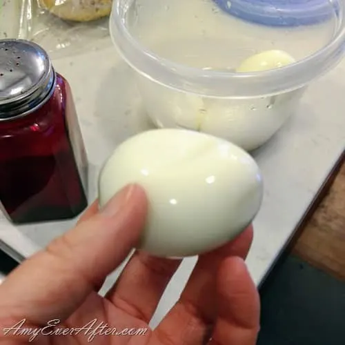 Instant Pot hard boiled egg What you can eat on Weight Watchers Freestyle - Instant Pot hard boiled egg