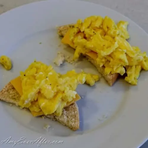egg and cheese on bagel What you can eat on Weight Watchers Freestyle - egg and cheese on bagel