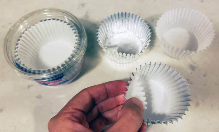 foil cupcake liners with paper separators