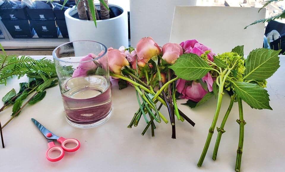 How to Arrange Grocery Store Flowers in a Vase (for beginners!) Amy Ever After